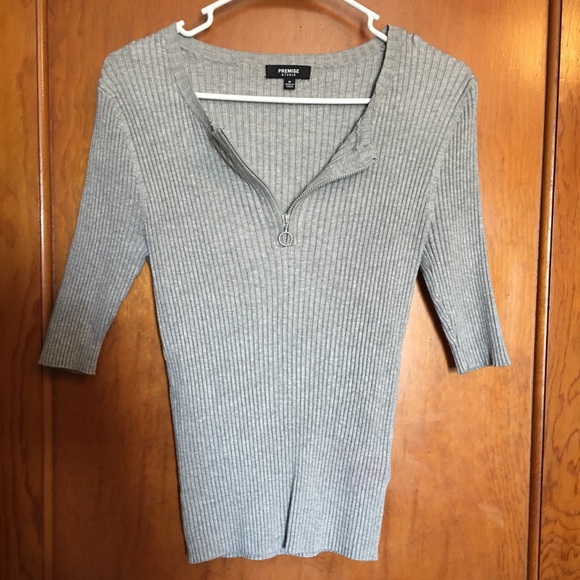 Sweater with 3/4 zipper - Picture 1 of 1